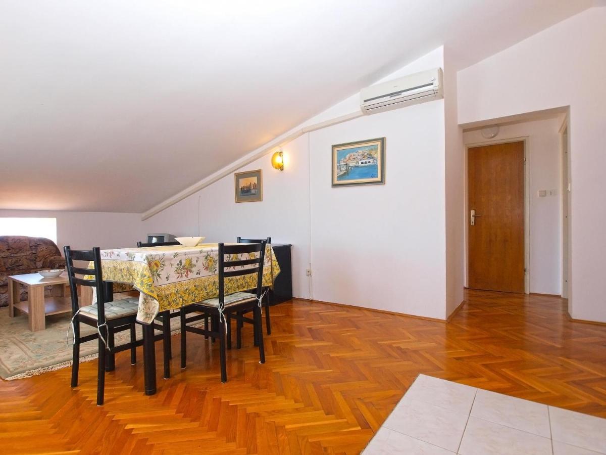 Apartments Puntizela 727 プーラ エクステリア 写真