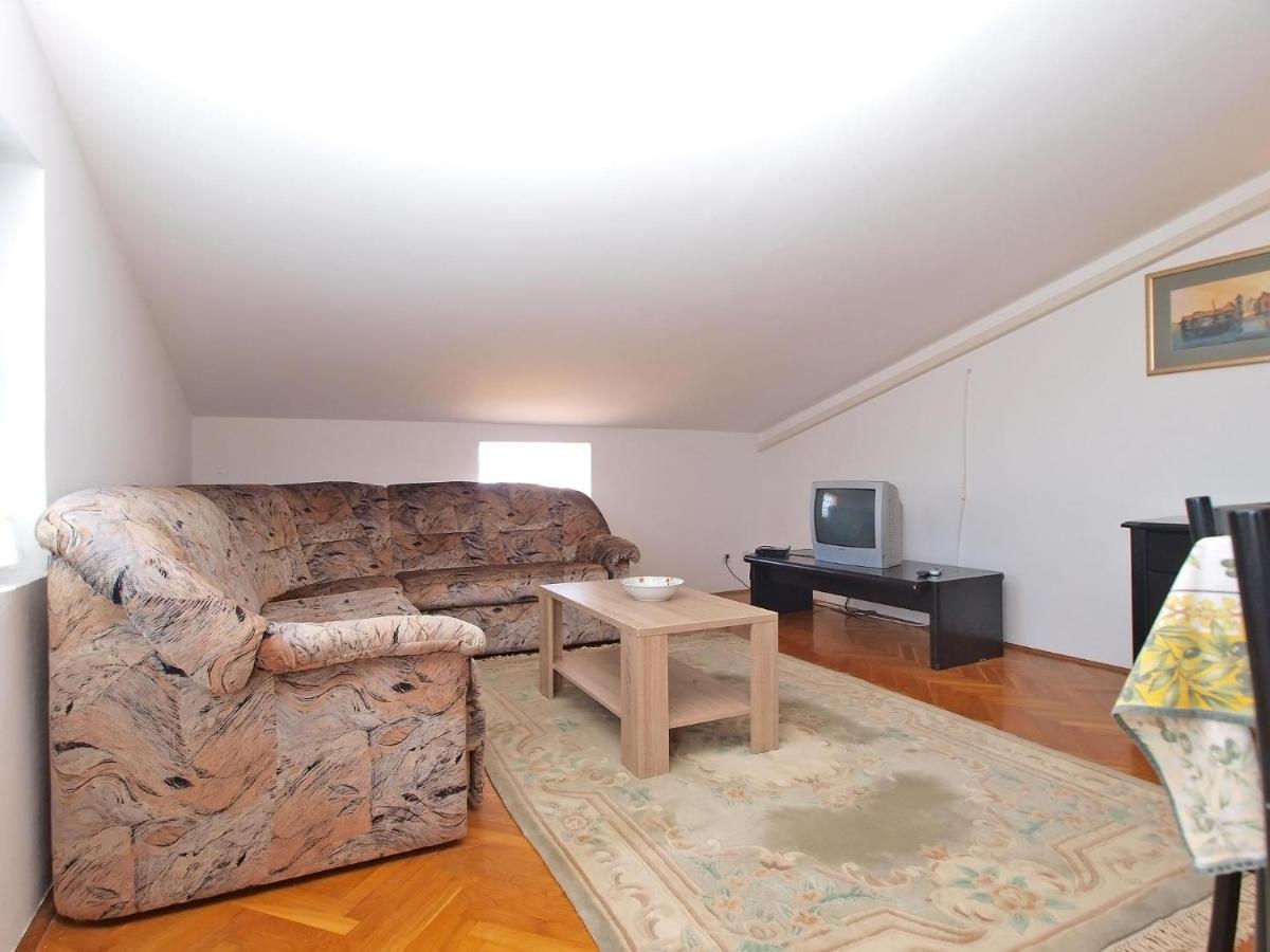 Apartments Puntizela 727 プーラ エクステリア 写真