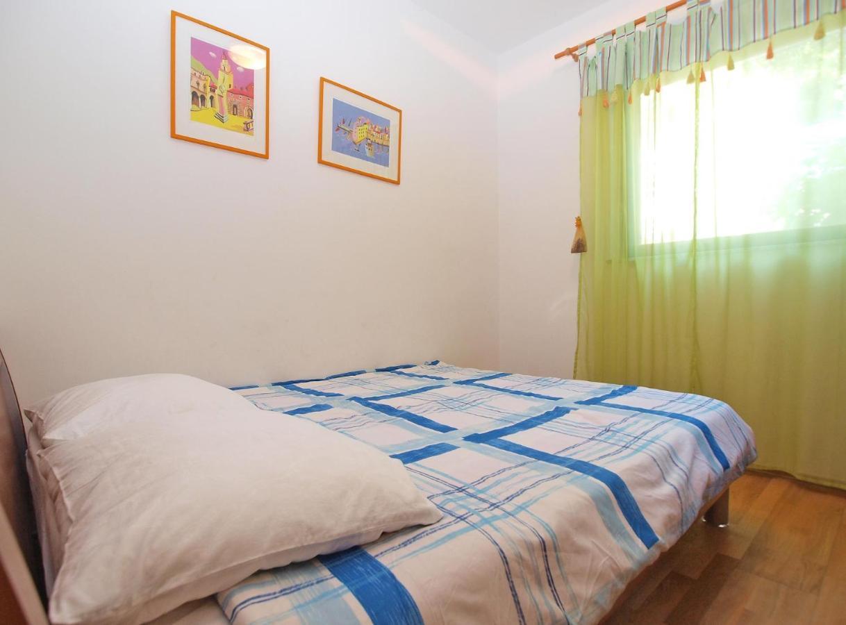 Apartments Puntizela 727 プーラ エクステリア 写真