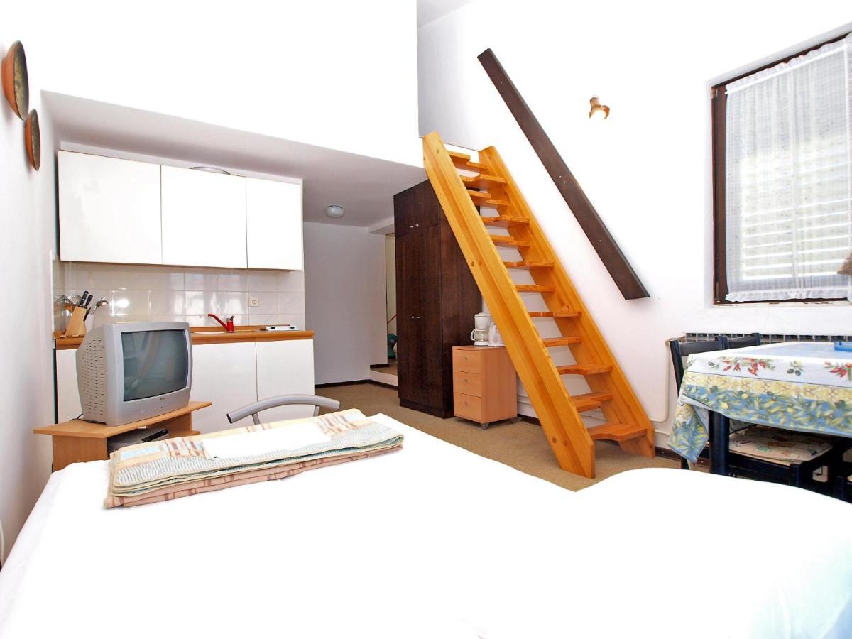 Apartments Puntizela 727 プーラ エクステリア 写真