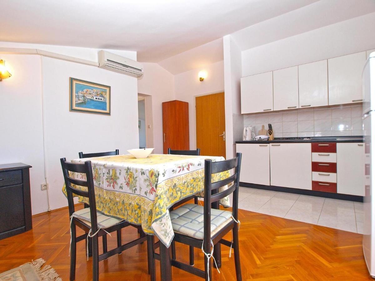 Apartments Puntizela 727 プーラ エクステリア 写真