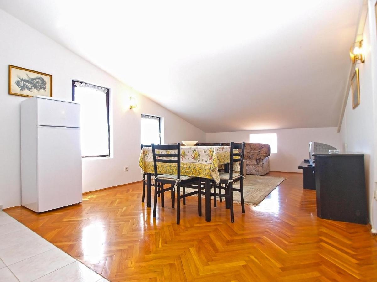 Apartments Puntizela 727 プーラ エクステリア 写真