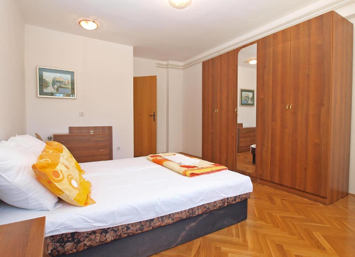 Apartments Puntizela 727 プーラ エクステリア 写真