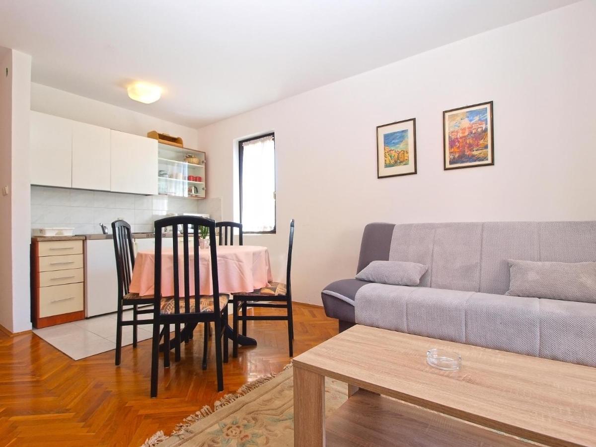 Apartments Puntizela 727 プーラ エクステリア 写真